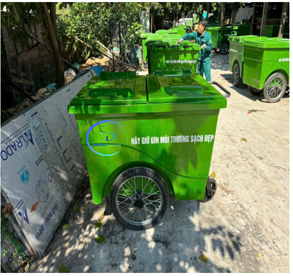 Xe Thu Gom Rác Composite 660L 4 Bánh Xe